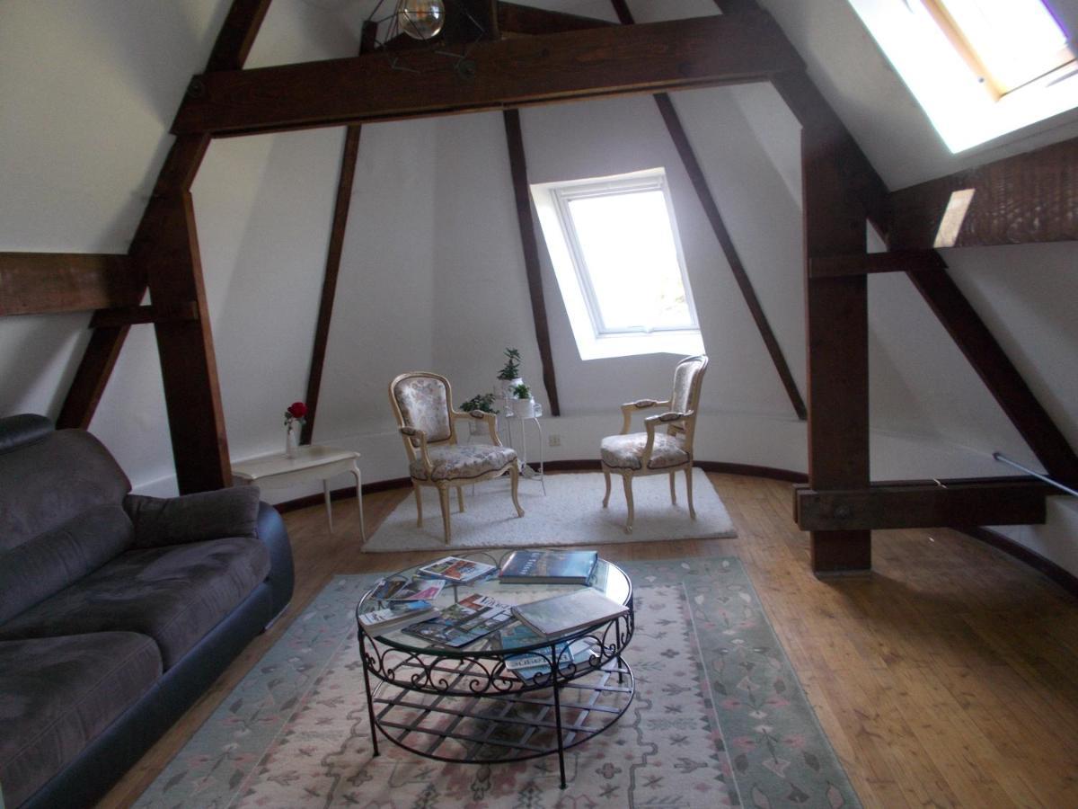 Bed and Breakfast Les Ajoncs à Plougrescant Extérieur photo