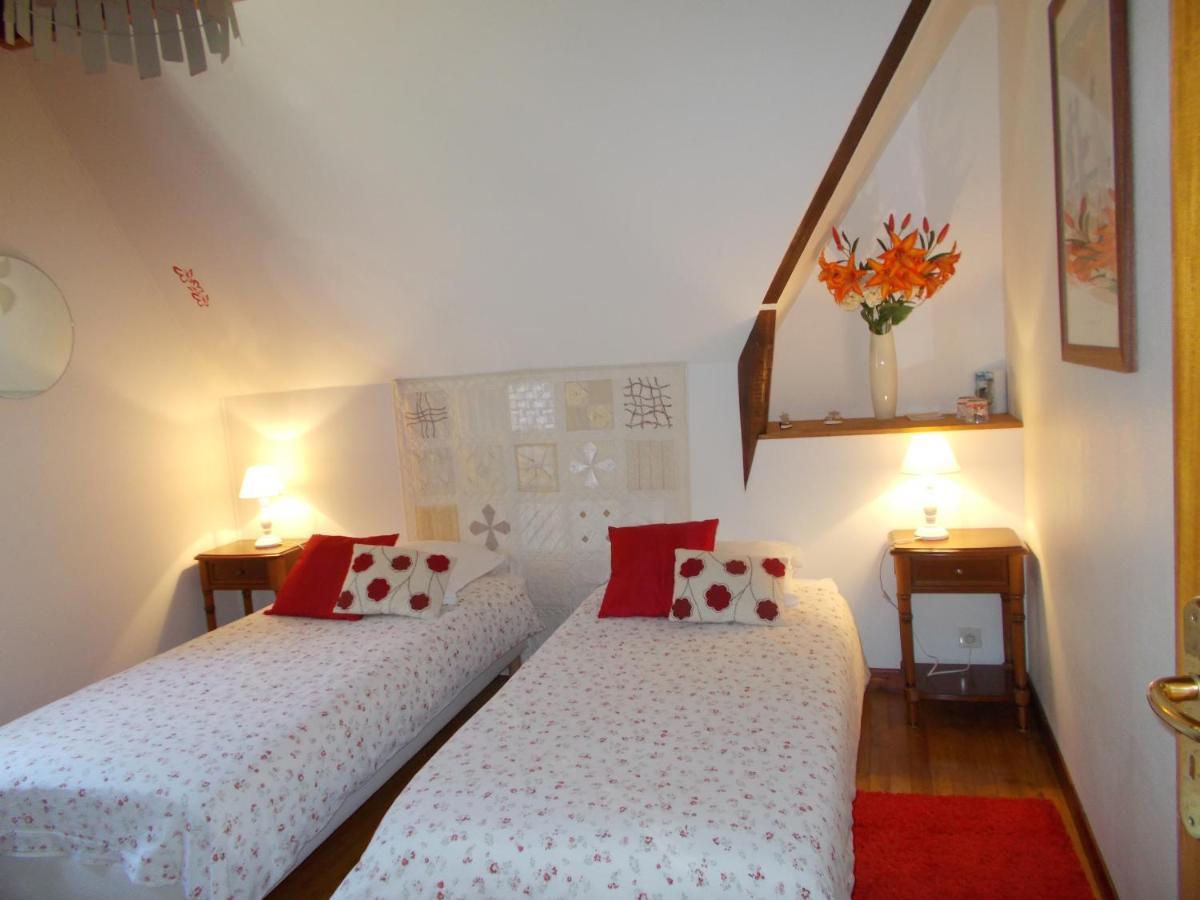 Bed and Breakfast Les Ajoncs à Plougrescant Extérieur photo